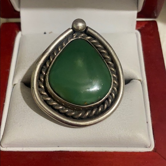 Sterling silver green onyx’s stone Navajo ring